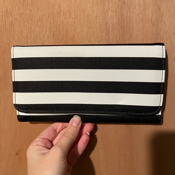 Kut wallet - Picture 1 of 3